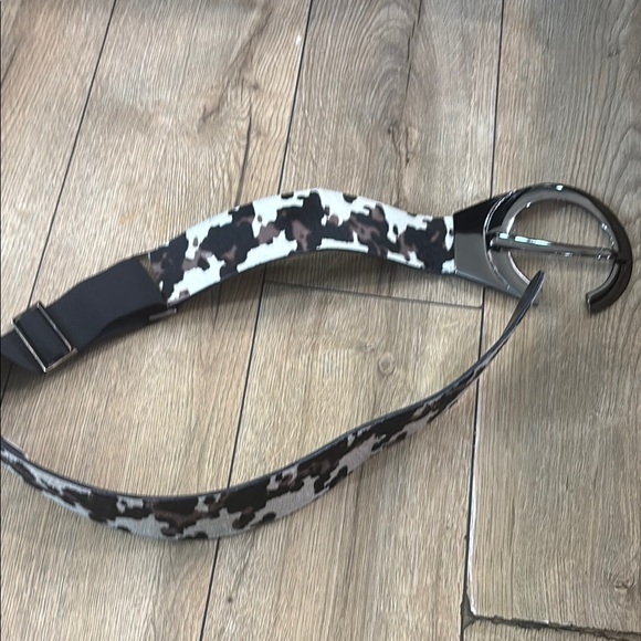 Suzi Oher Accessories - Black and White Camouflage Belt with Adjustable Fit